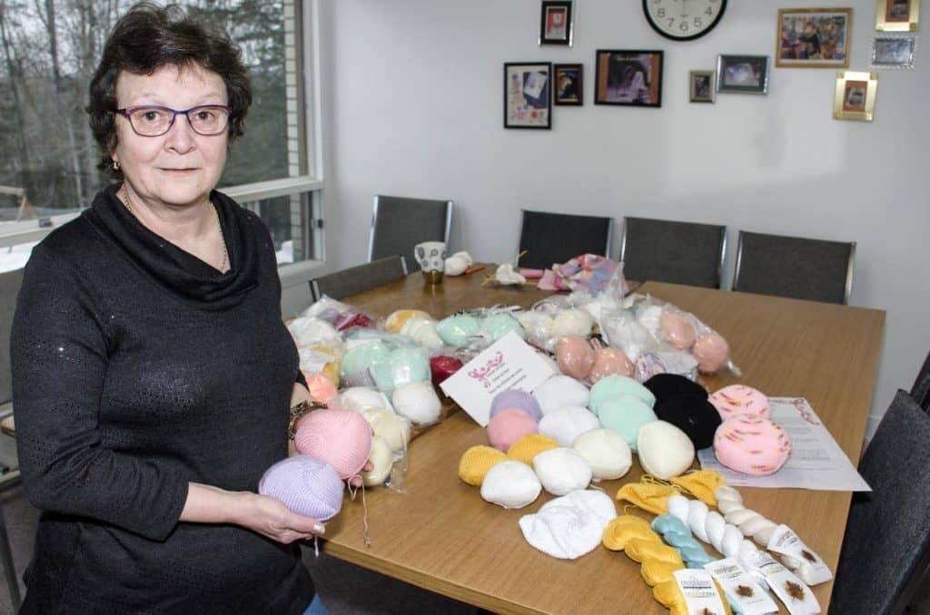 Des nichons de coton pour regagner une dignité