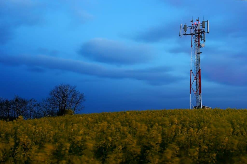 Internet: La Macaza prise à la gorge par Québec