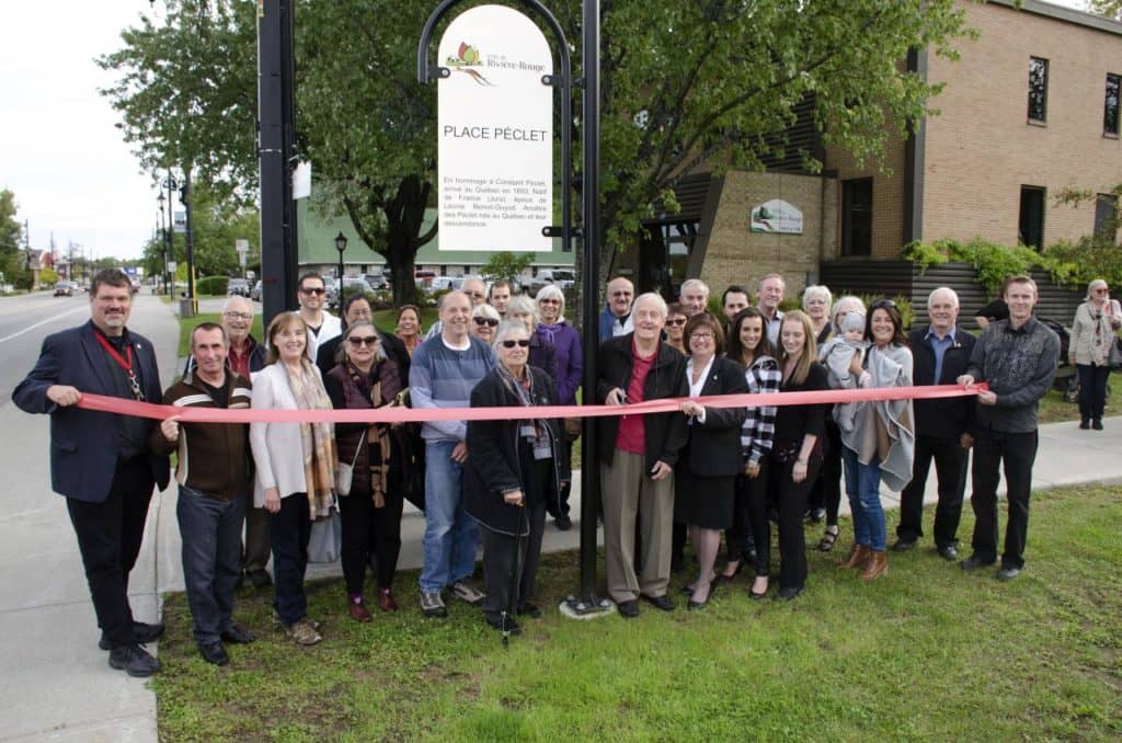 Rivière-Rouge inaugure la Place Péclet