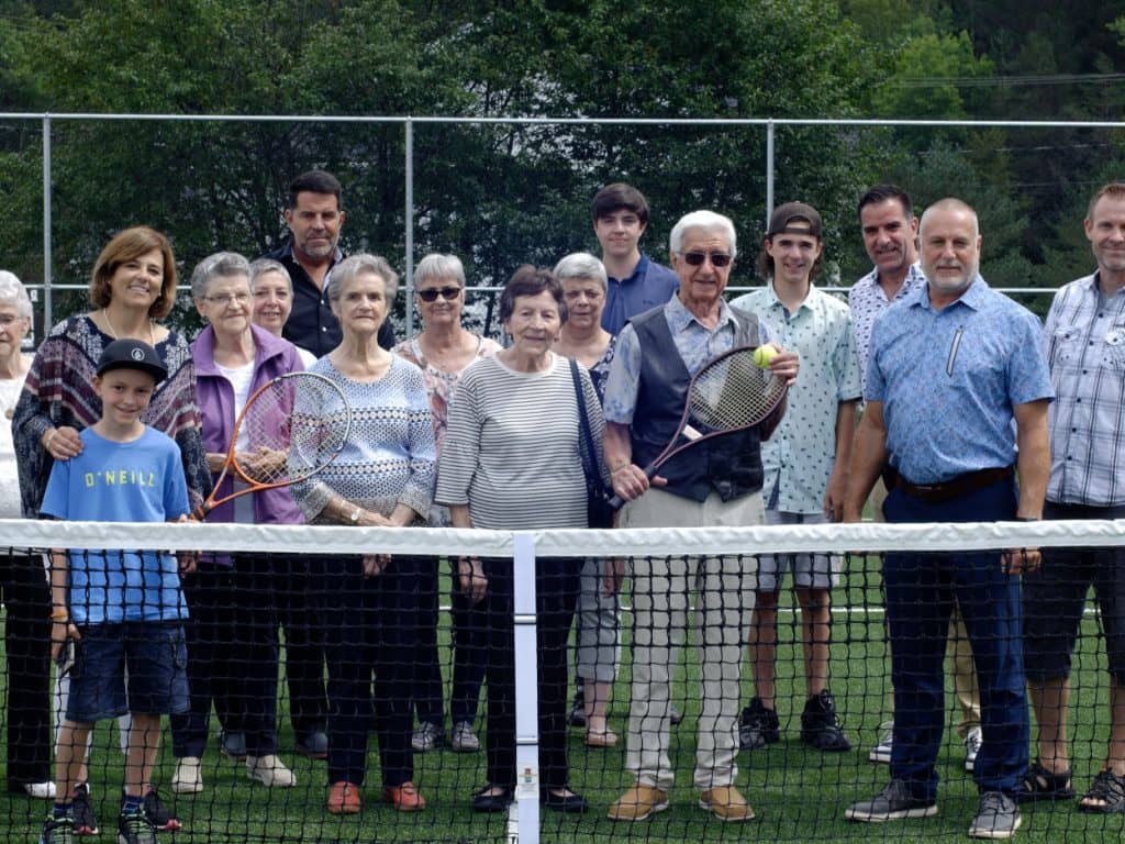 Rivière-Rouge inaugure un terrain de tennis et le parc Therrien