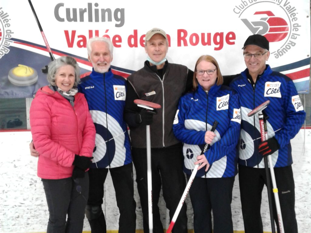 Le Club de curling Vallée de la Rouge salue ses champions