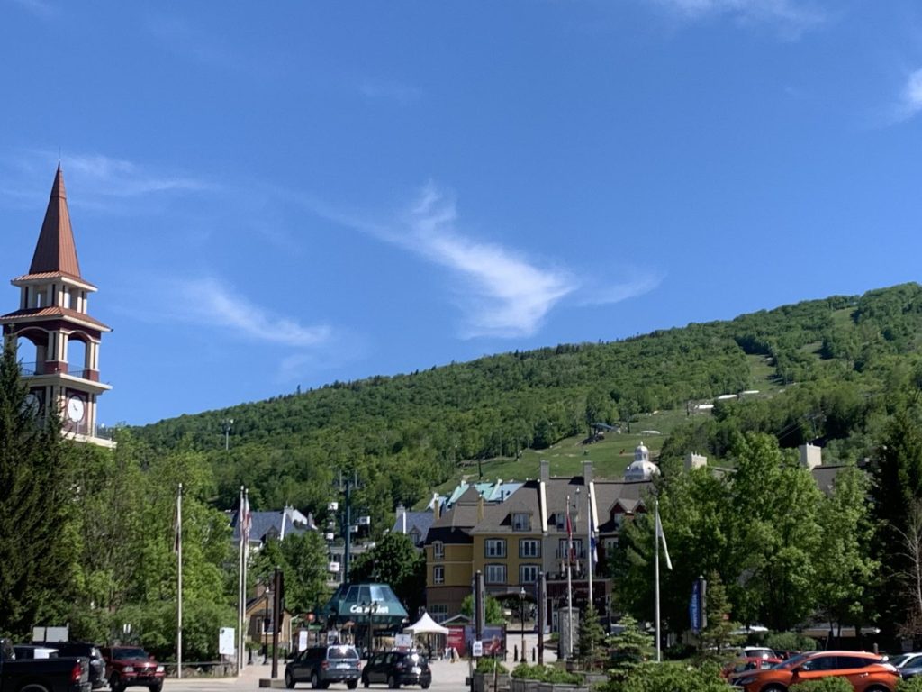 Rendre hommage en montant le Mont Tremblant