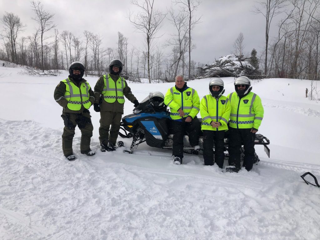 Plus de 70 constats distribués aux motoneigistes et quadistes dans les Laurentides