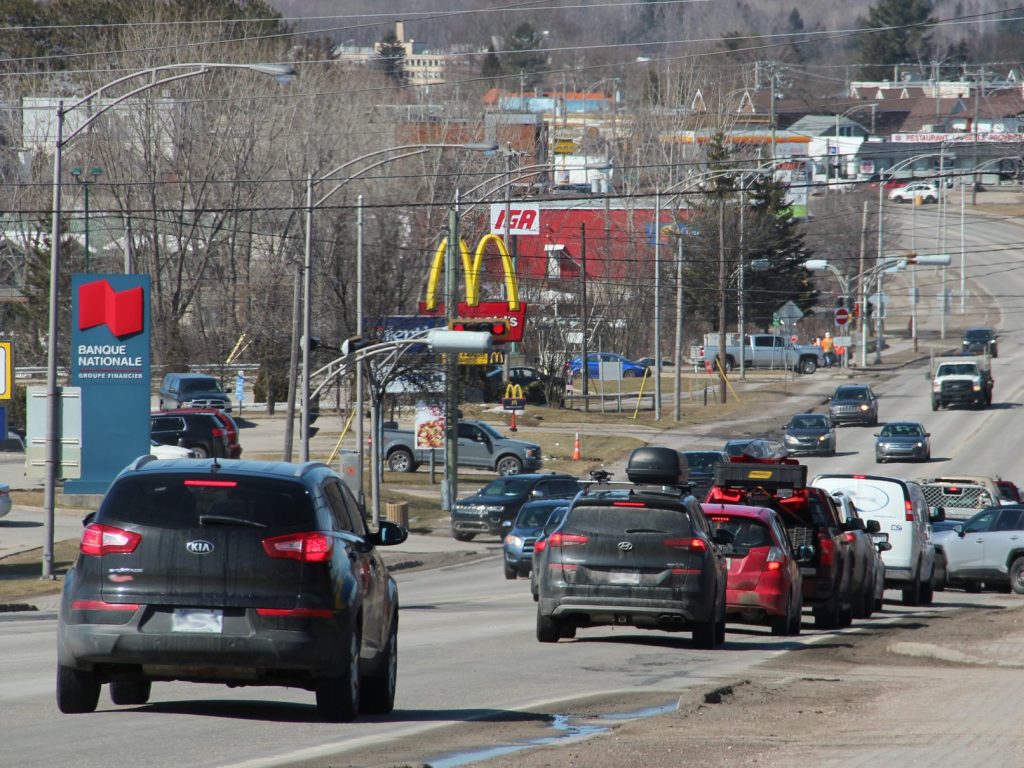Synchronisation des feux de circulation : le maire de Mont-Laurier « extrêmement déçu » par le MTQ