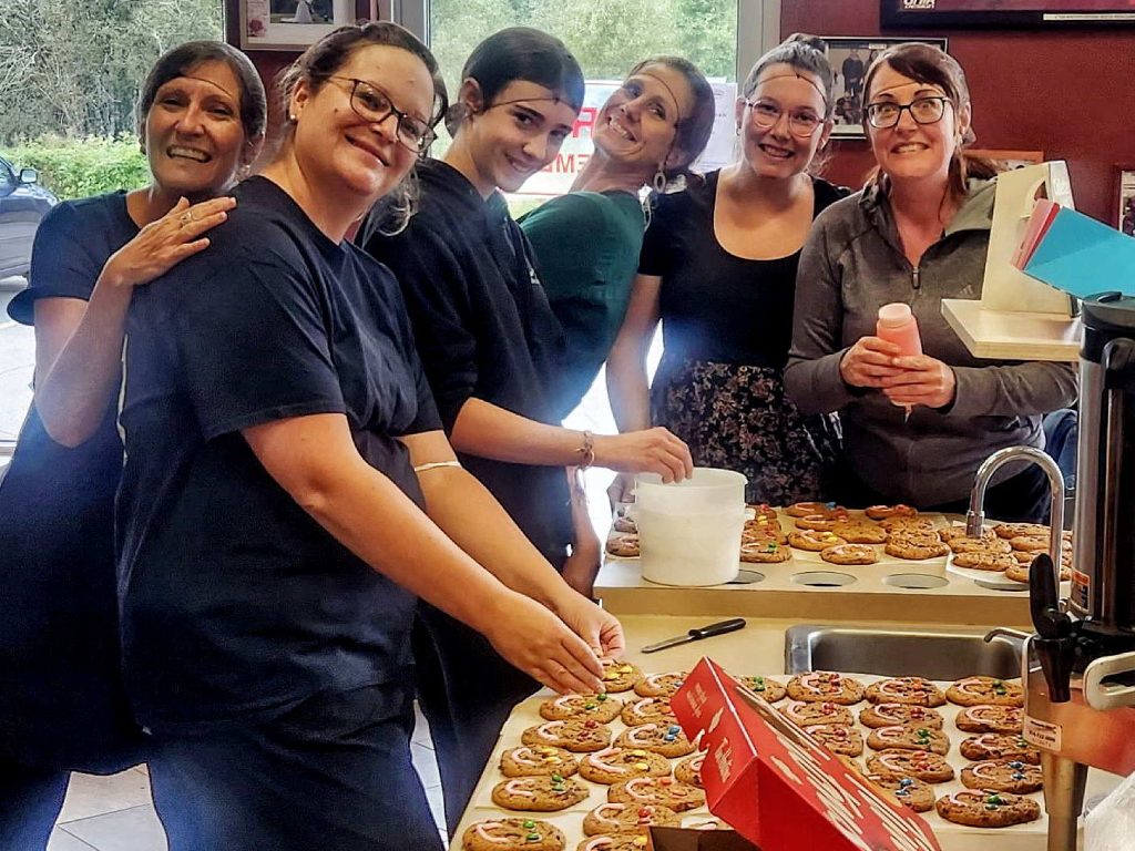 Les Biscuits Sourire pour soutenir la Fondation de l’école du Méandre sont de retour chez Tim Hortons