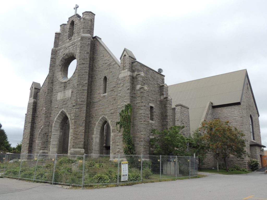 Les travaux de la cocathédrale de Mont-Laurier commencent