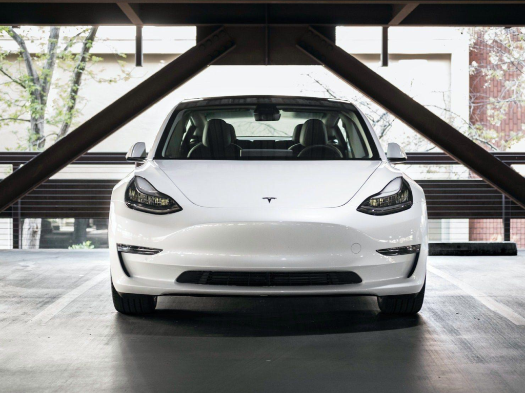 Retour de la Tesla Model 3 AWD longue autonomie, elle est admissible aux rabais