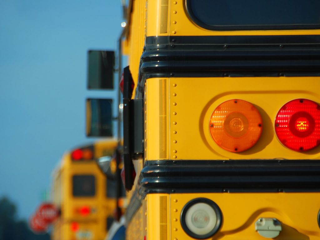 Lac-des-Écorces : une automobiliste sanctionnée près de l’école