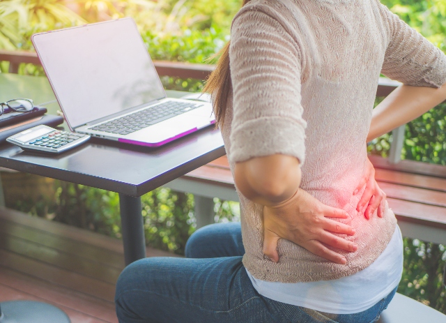 4 tips to relieve lower back pain