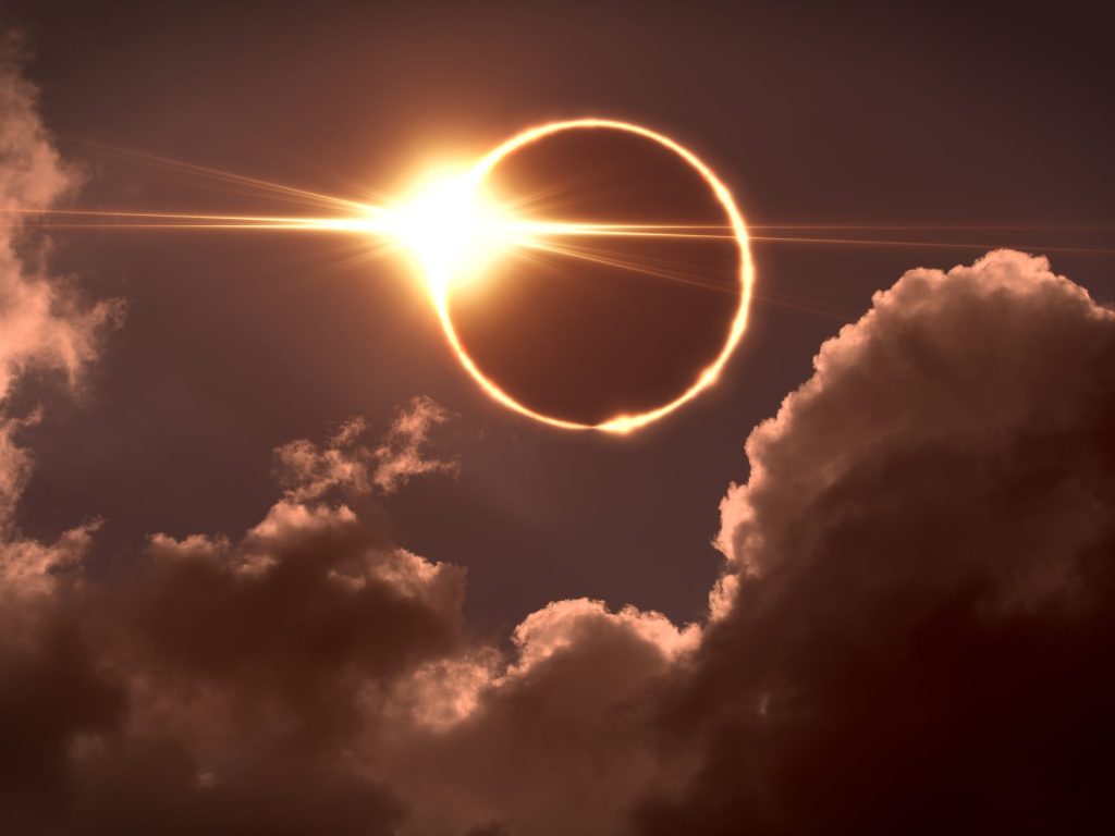Infos en rafales sur l’éclipse solaire partielle dans les Laurentides et ailleurs