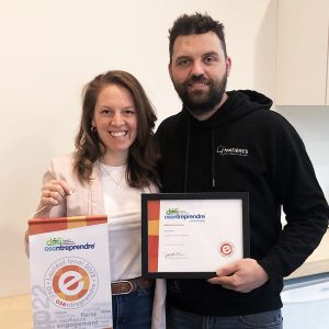 Michel Painchaud et Marianne Roy-Venne, de l’entreprise familiale Matières Premières (Lac-des-Écorces). (Photo gracieuseté – Défi OSEntreprendre)