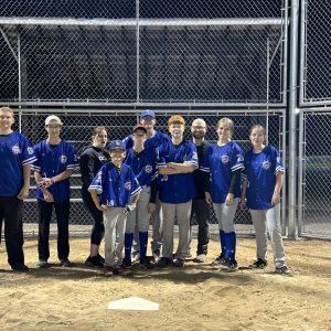 L’équipe 14-17 ans, Blue Jays de Mont-Laurier. (Photo gracieuseté - Jonathan Diotte)